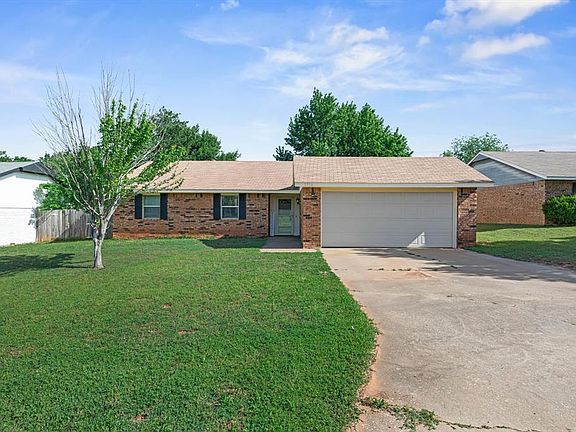 2nd image of 1716 E Shady Creek Dr