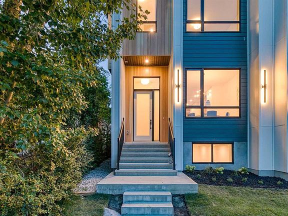 4th image of 4920 SW 21st Ave NW