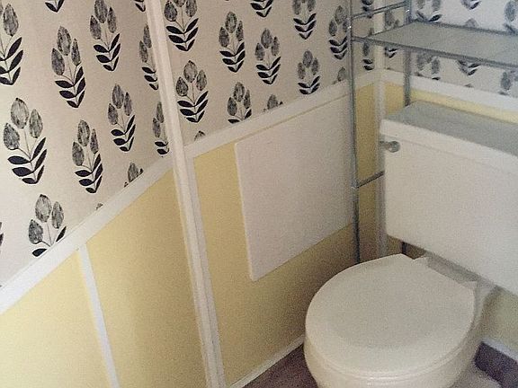1/4 Bath in Master Bedroom. 