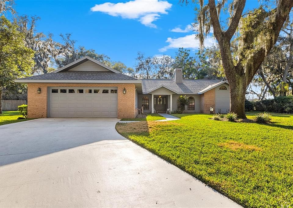 1st image of 2731 Saint Cloud Oaks Dr