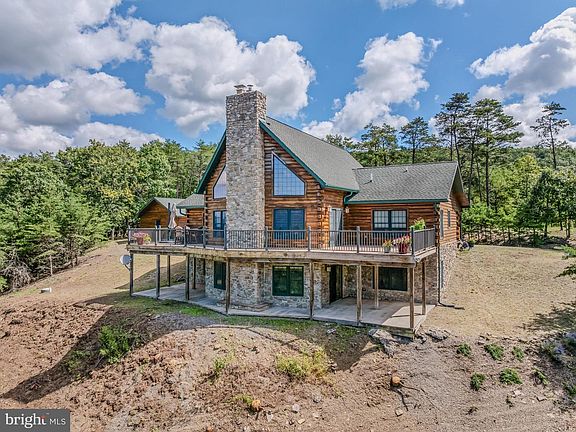 3rd image of 238 Carterwood Ln