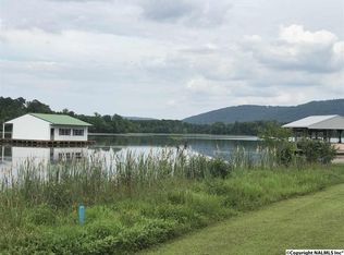 820 Bellefonte Rd, Hollywood, AL 35752