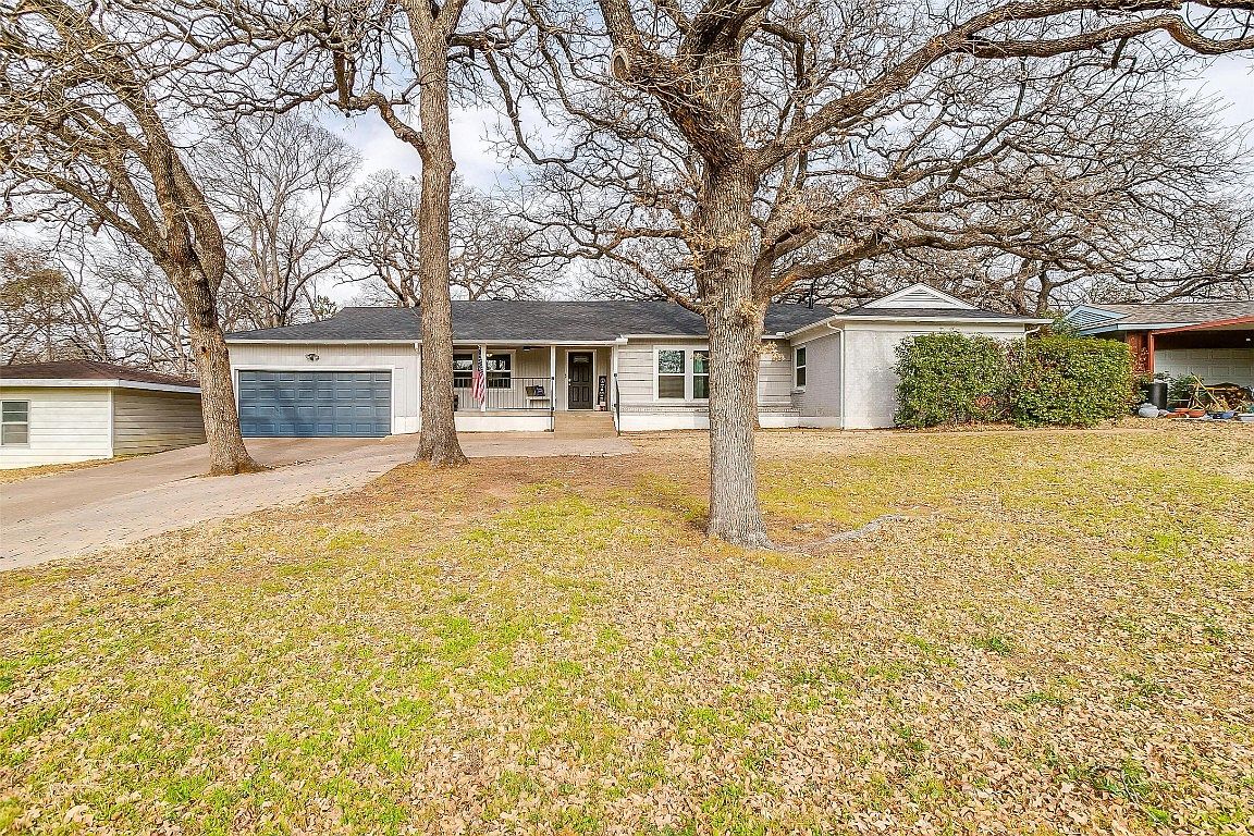 516 Hurstview Dr, Hurst, TX 76053 Zillow