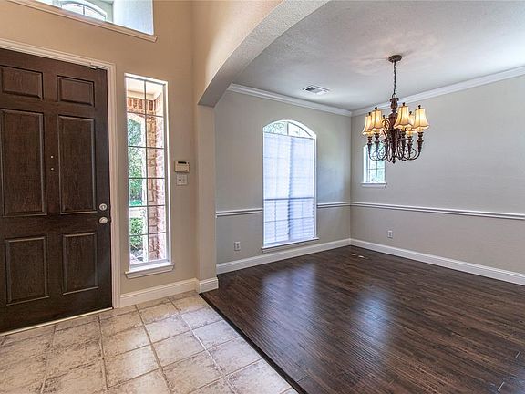 5th image of 7709 Owl Creek Ln
