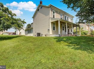 5223 Broad St, Reading, PA 19606