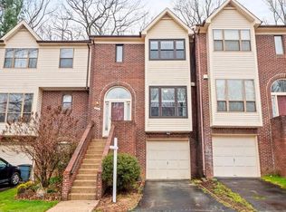 6627 Westbury Oaks Ct, Springfield, VA 22152