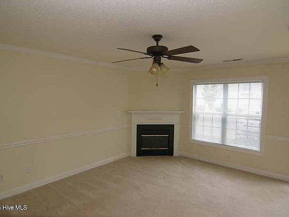 3rd image of 4230 Dudleys Grant Dr APT B