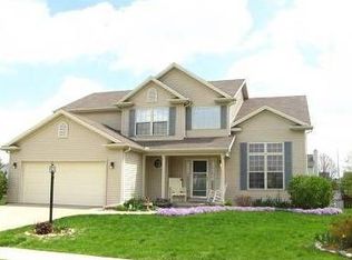 300 E Tomaras Ave, Savoy, IL 61874