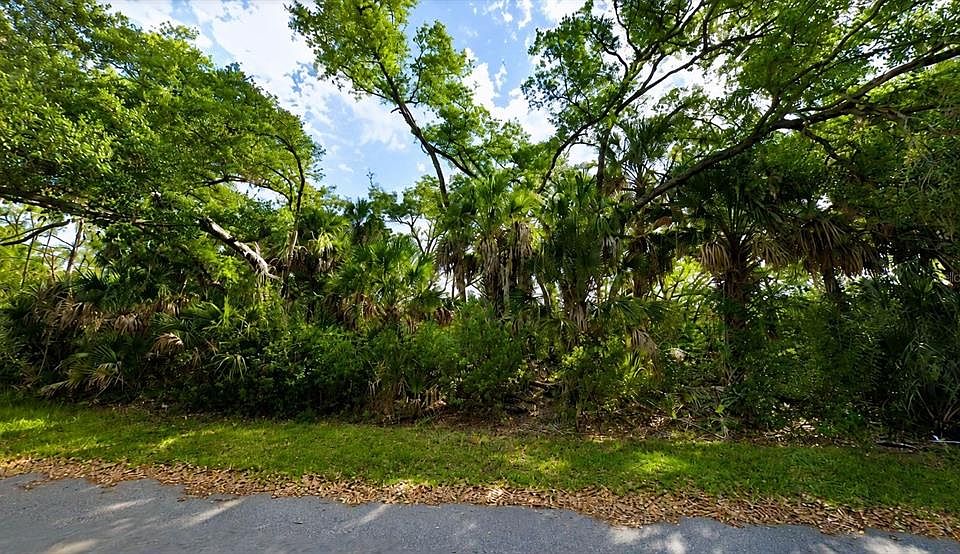 1st image of 1480 CANTERBURY LANE LOT 5