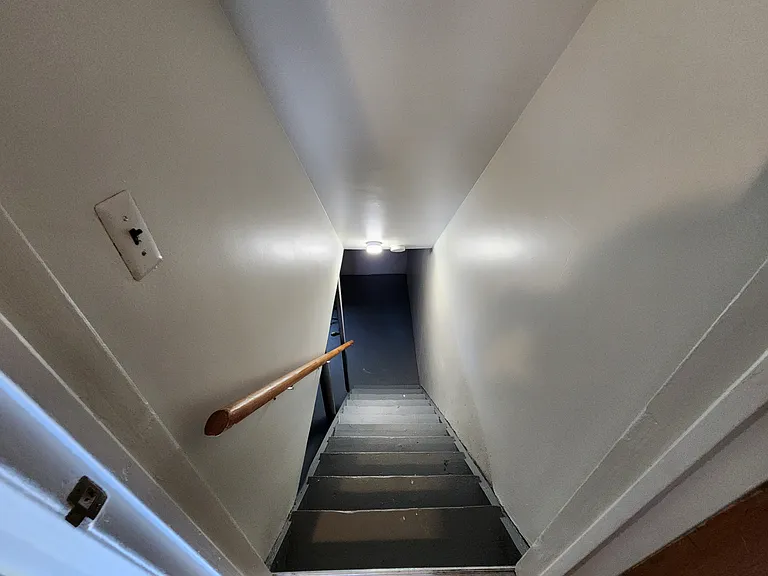 921 Vernier Rd #1 — Photo 23
