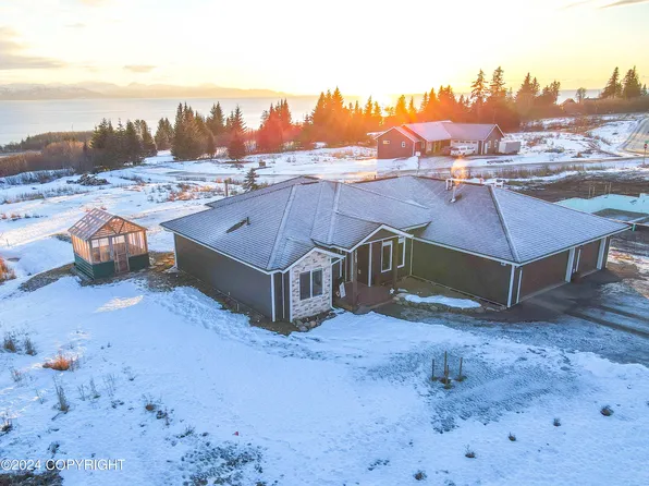 1015 Shelley Ave, Homer, AK 99603