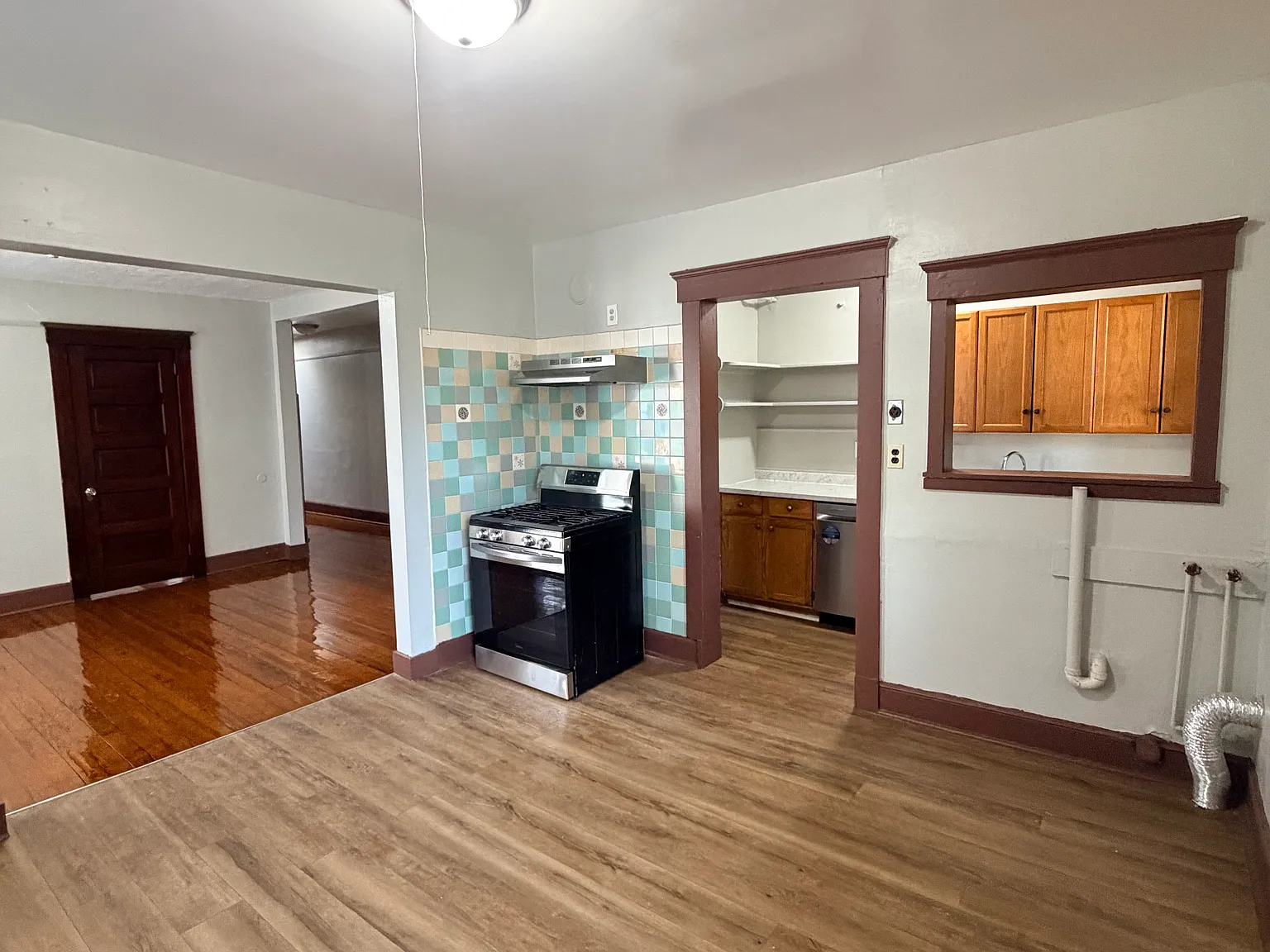 2 bed, $1,625 — Photo 4