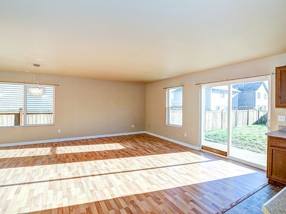3rd image of 8624 79th St NE