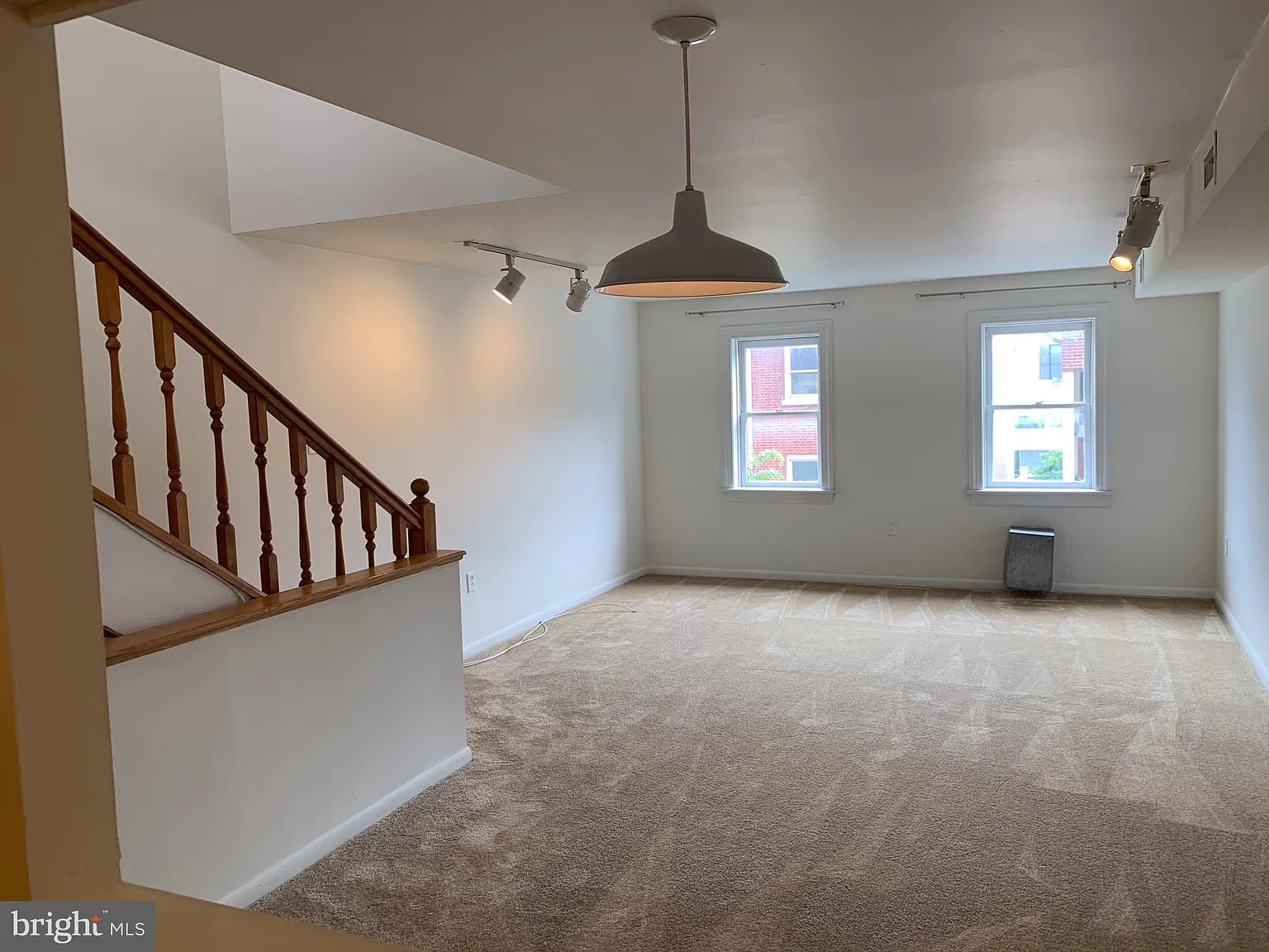 2 bed, 2.0 bath, 1200 sqft, $2,375 — Photo 3