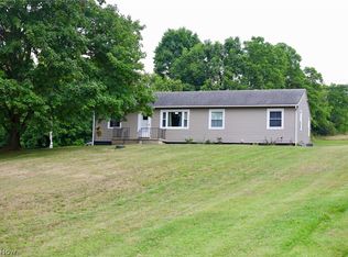 6855 Old Town Rd, East Fultonham, OH 43735