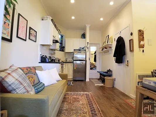 Rented by Highline Residential | media 10