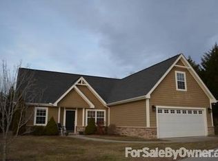 82 Grove End Rd, Fletcher, NC 28732