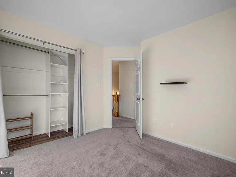 817 Thoreau Ln — Photo 21