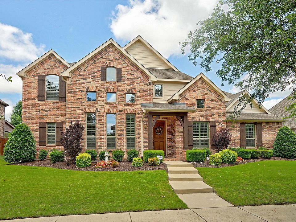 1st image of 15866 Willowbrook Ln