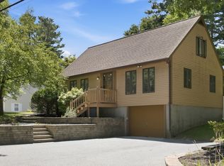 87 Pine St, Walpole, MA 02081