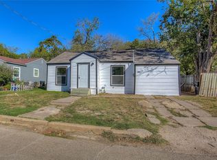 1908 Division St, Greenville, TX 75401