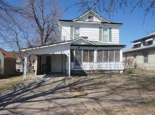 508 W Division St, Henryetta, OK 74437