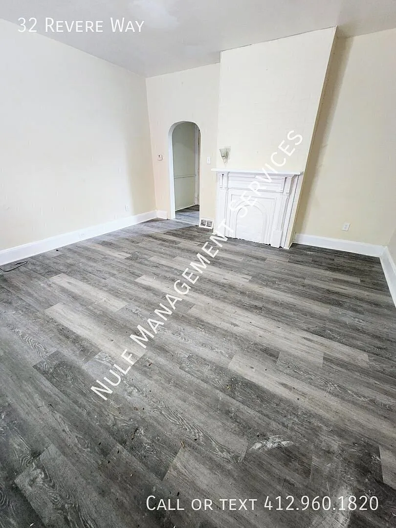2 bed, 1 bath in Polish Hill — Photo 2