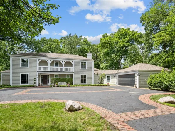 306 Sunset Ridge Rd, Northfield, IL 60093