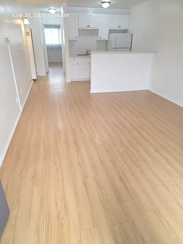 230 Bay St Photo 1