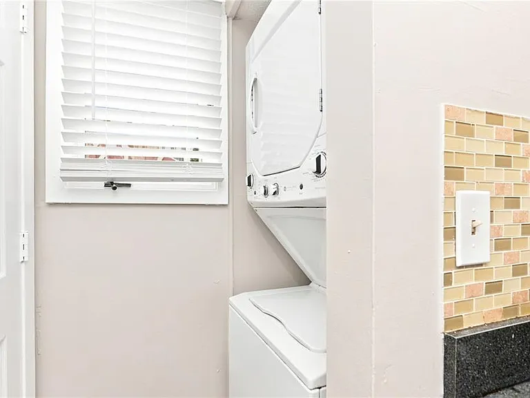 6661 Witherington Ct — Photo 18