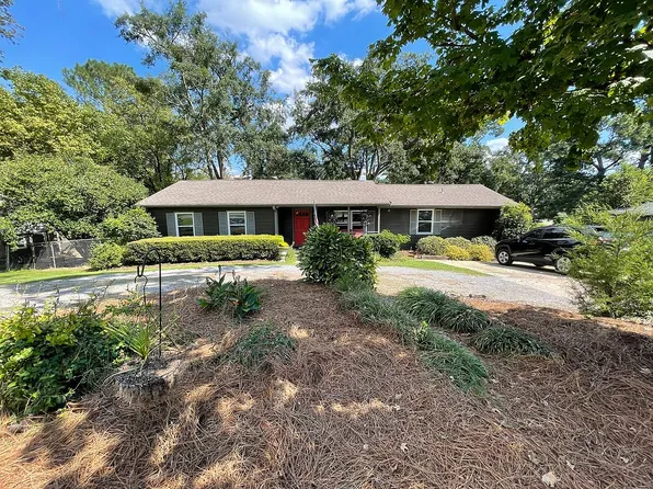 3127 Timberlake Rd, Vestavia, AL 35243