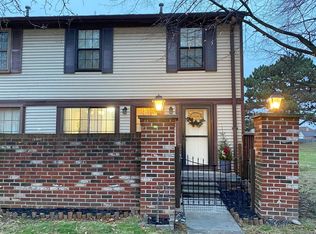 39533 Heatherheath Dr, Clinton Township, MI 48038