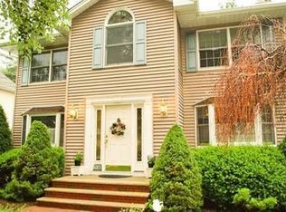 610 Concord Rd, Ridgewood, NJ 07450