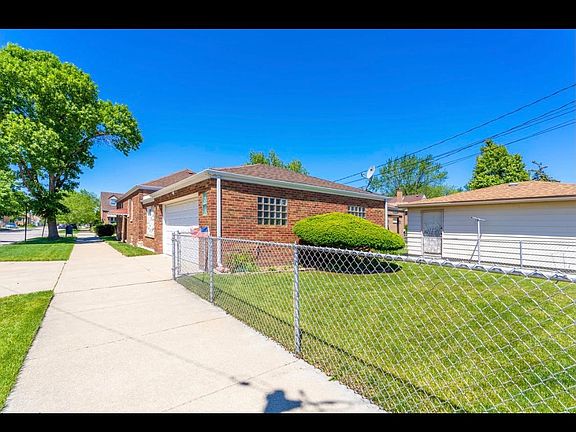 4th image of 5059 S Leamington Ave