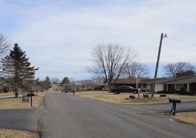 2nd image of 5856 Powell Ave