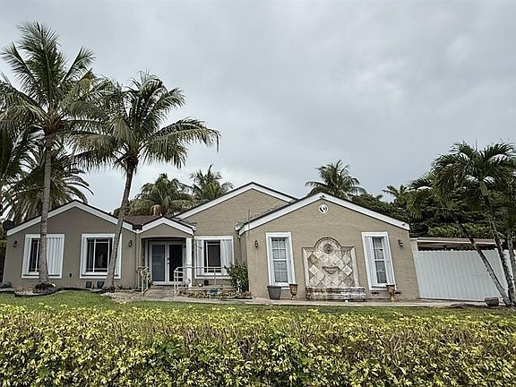 4th image of 15530 SW 155th Ave