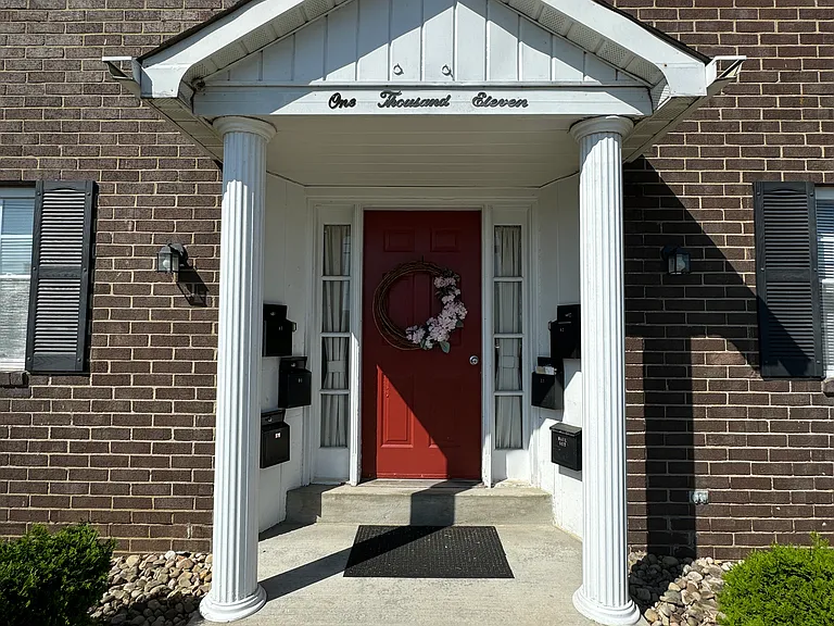 1011 Wilson Way #B3 — Photo 2