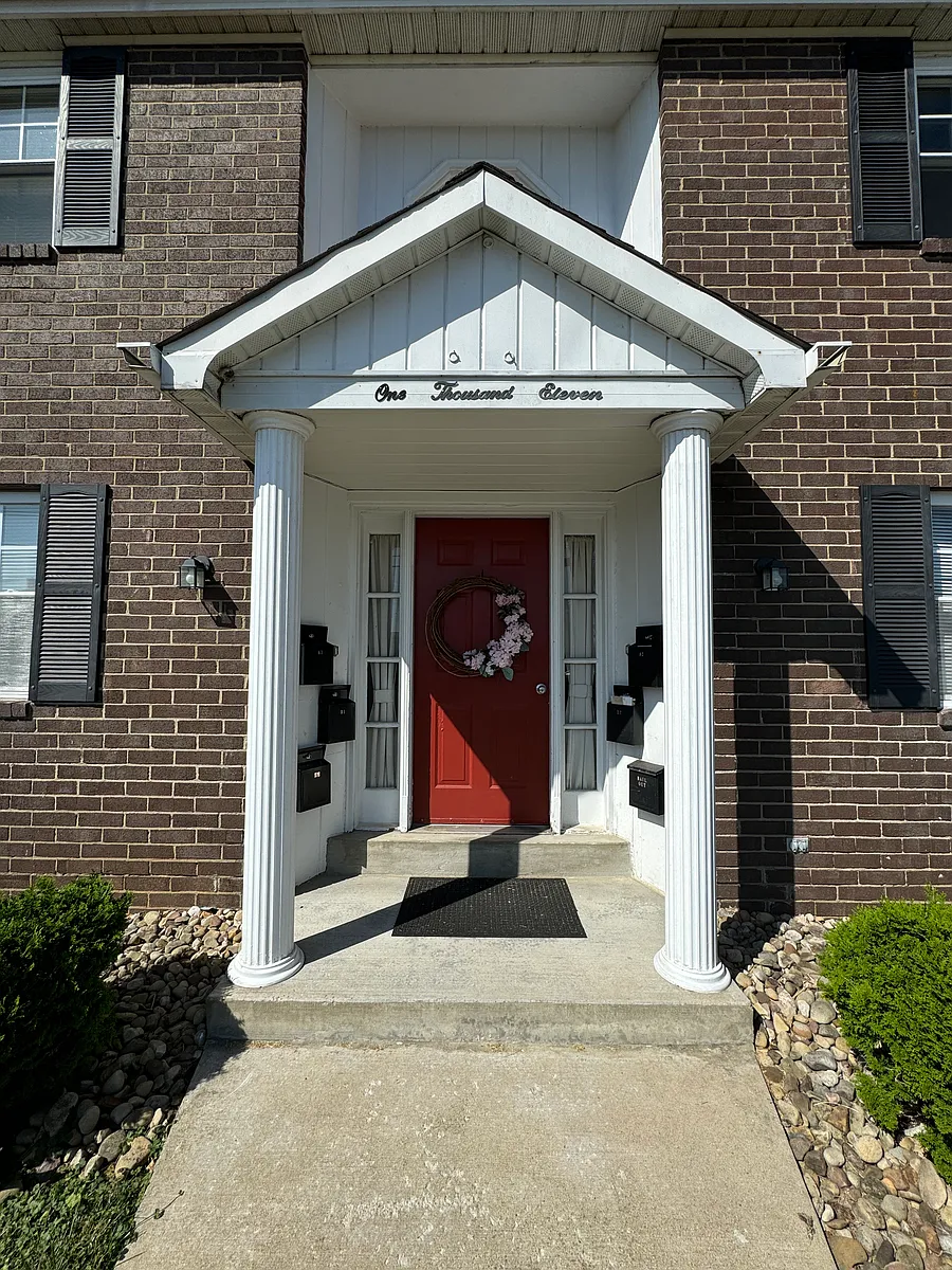Building Photo - 1011 Wilson Way #B3