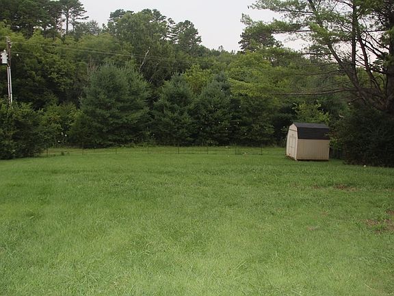 5th image of 513 Kinzalow Dr