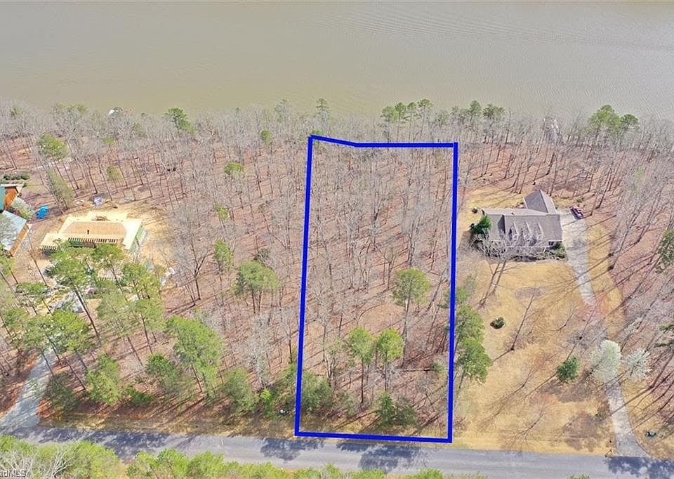 1st image of 314 Harbor Dr E #21
