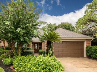 4754 Oakmont Ct, League City, TX 77573