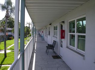5217 81st St N APT 22, Saint Petersburg, FL 33709