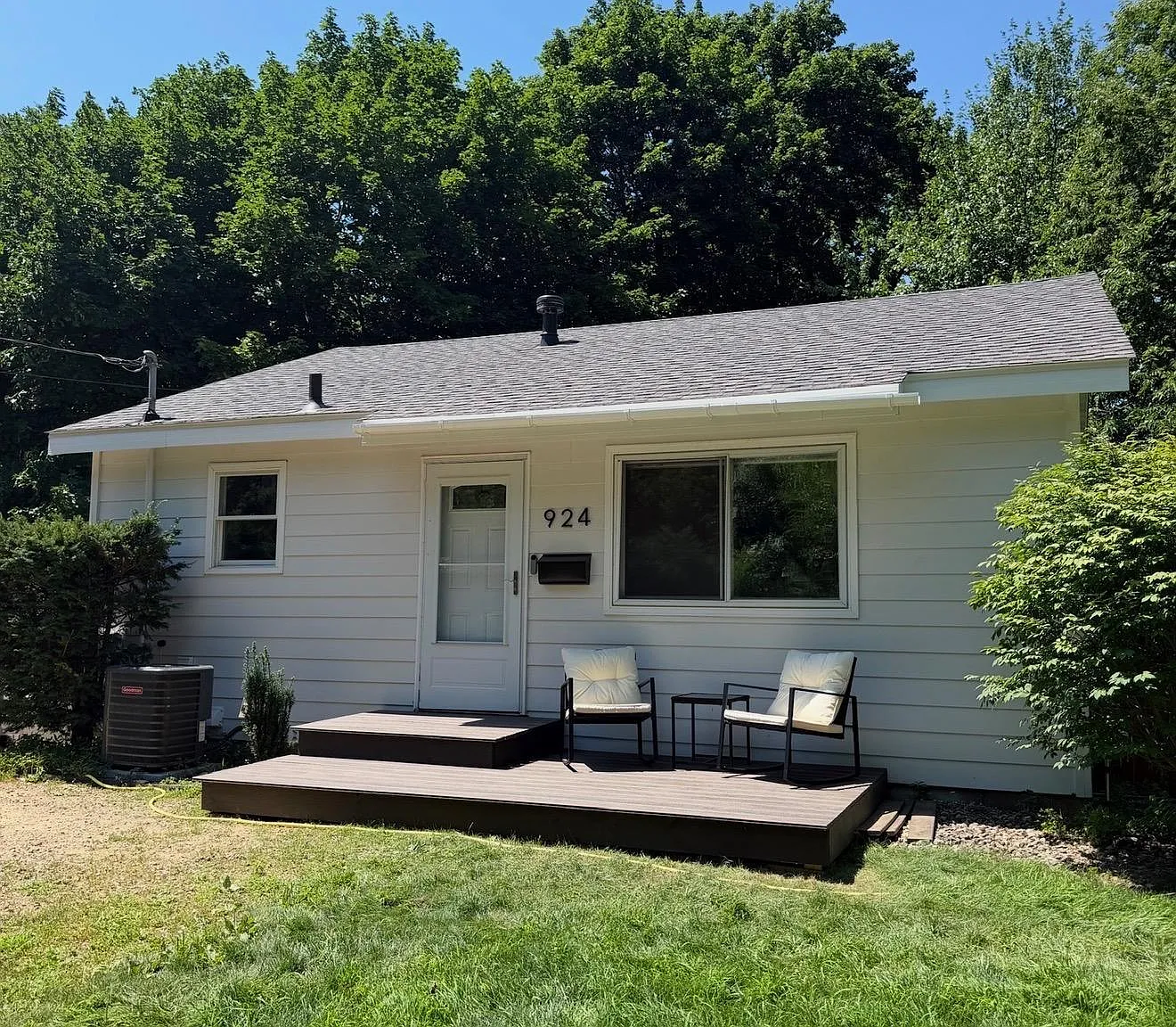3 bed, 2.0 bath, 1484 sqft, $2,500 — Photo 1