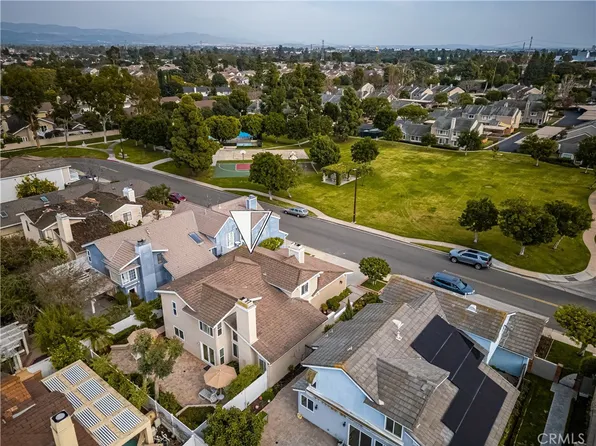 46 Ashwood, Irvine, CA 92604