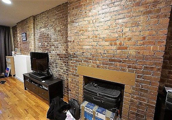 3rd image of 71 1st Ave APT 2