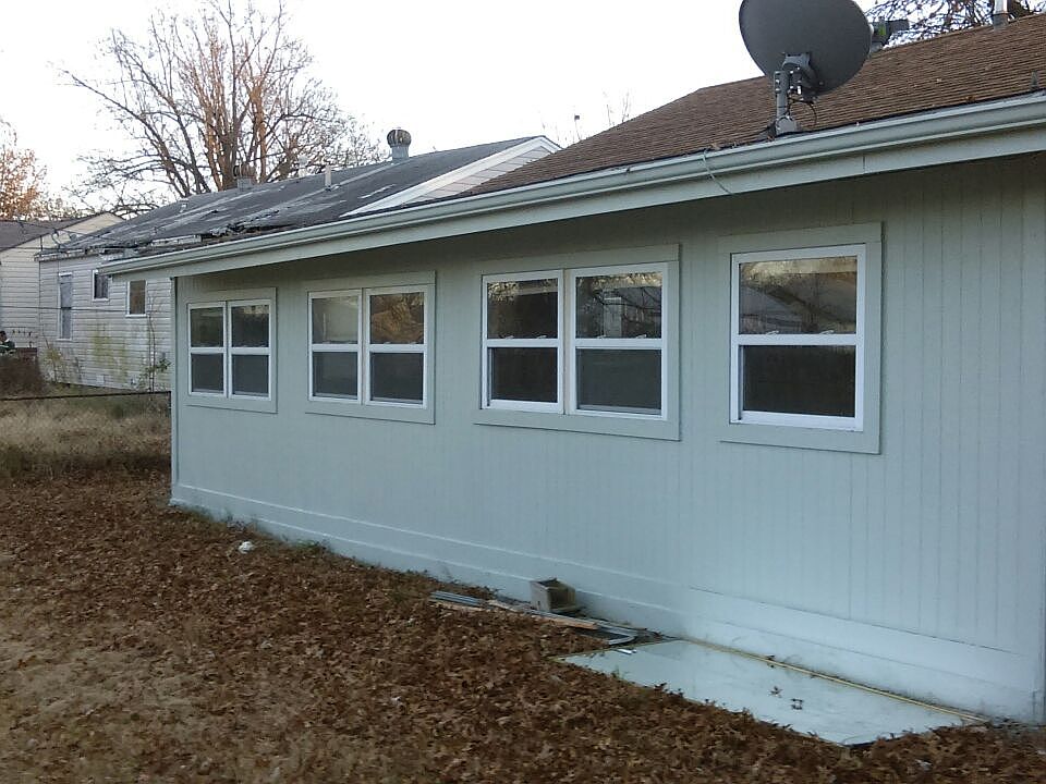 2nd image of 5921 E Latimer Pl