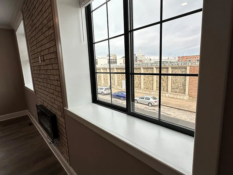 151 E Eagle St #108 — Photo 15