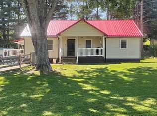 4106 Baptist Valley Rd, Cedar Bluff, VA 24609