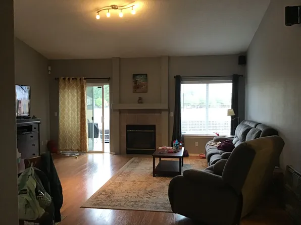7478 Everwood St NE, Keizer, OR 97303
