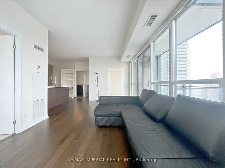 510 Curran Pl #2909 — Photo 8
